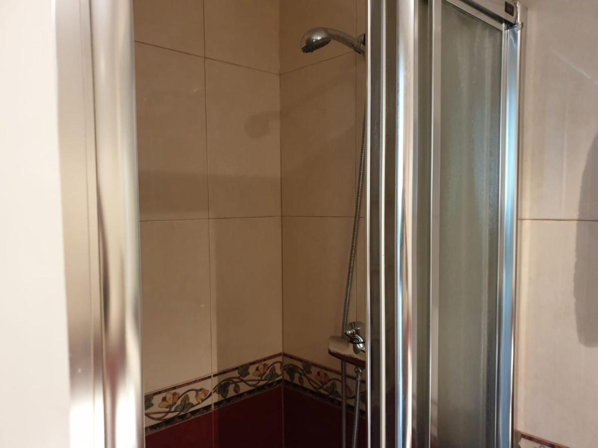 Apartamento Beni-Marconi เบนิดอร์ม ภายนอก รูปภาพ